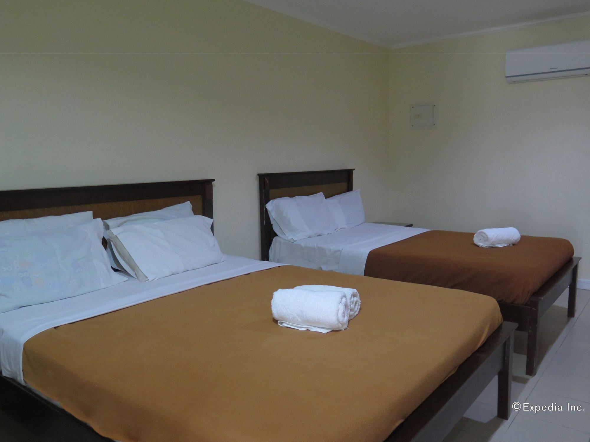 Villa Del Pueblo Inn Panglao Eksteriør billede