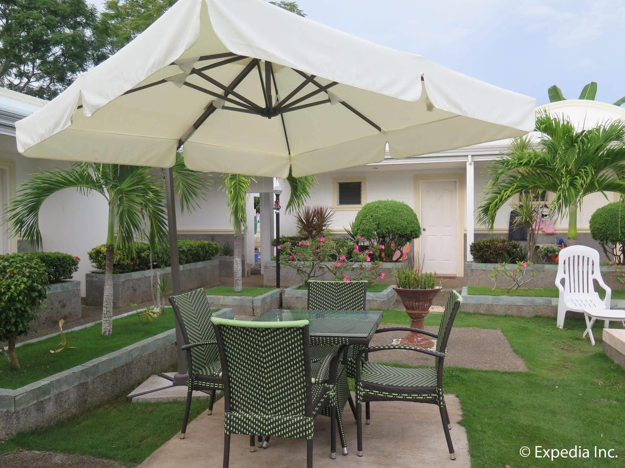 Villa Del Pueblo Inn Panglao Eksteriør billede